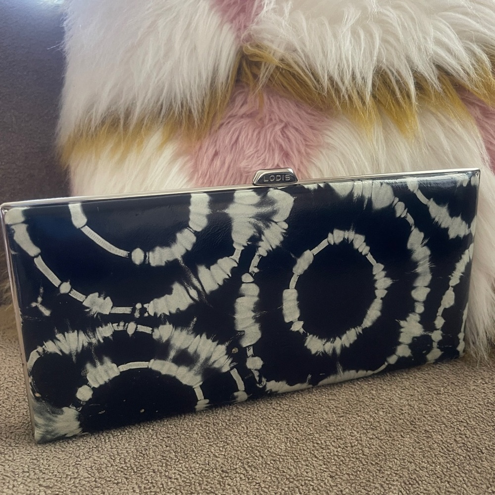 Lodis Monochrome Tie-Dye Clutch